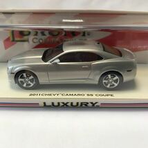 希少 LUXURY 1/43 CHEVY CAMARO SS coupe 2011 シボレー カマロ クーペ シルバー ラグジュアリー CHEVROLET ミニカー モデルカー_画像2