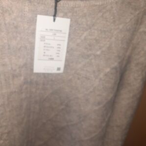 新品 ティアクラッセ 長袖 ニット Lサイズ