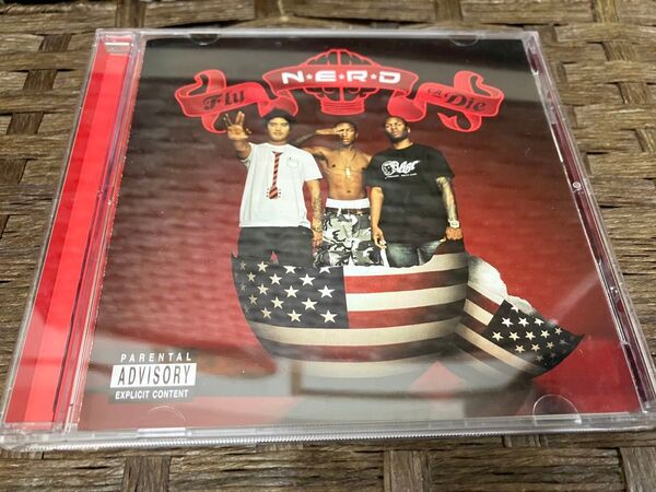 N.E.R.D. 「フライ・オア・ダイ」 CCCD
