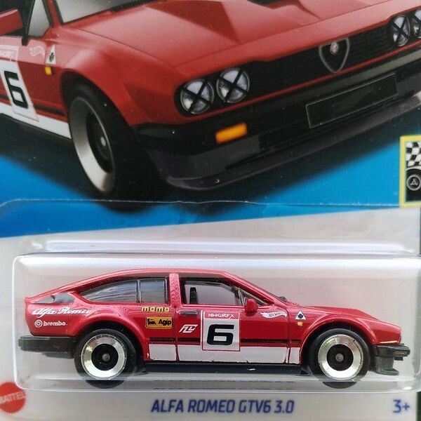 新品未開封 ホットウィール アルファ ロメオ ALFA ROMEO GTV6 3.0 Hot Wheels ミニカー