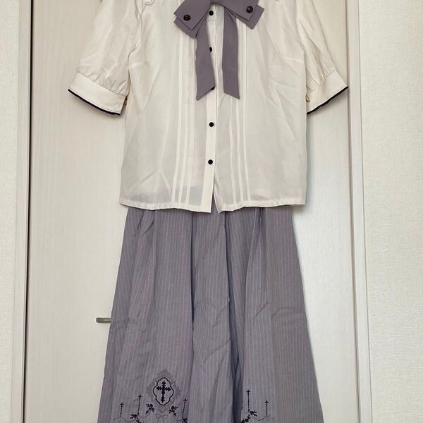 【上下セット】 axes femme スカート シャツ 紫白 パープル ホワイト ゴシック