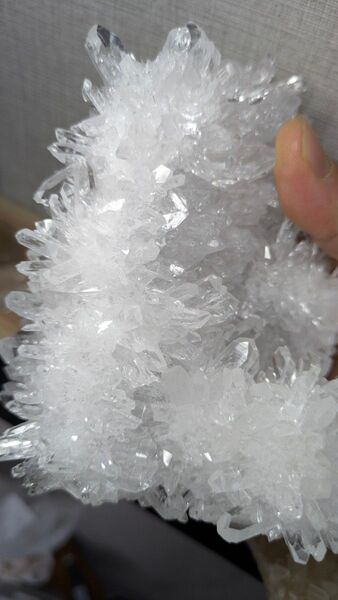 四川省 人工菊水晶 綺麗! 952グラム