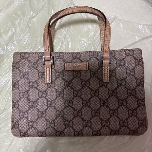 グッチ GUCCI
