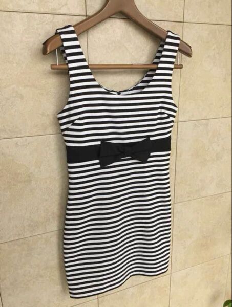 Forever21 フォーエバー21 ボーダーのジャージワンピース ノースリーブ ボーダー