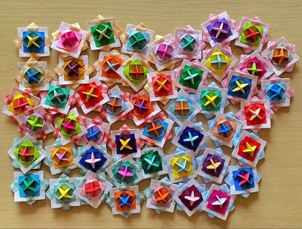 折り紙 ミニサイズ こま 50個 チェック柄 ハンドメイド