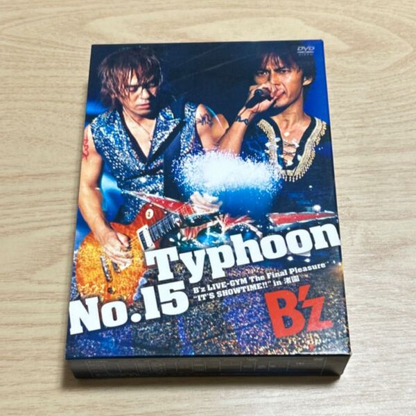 B'z ビーズ Typhoon No.15 ライブDVD 3枚組 名曲 邦楽 一度のみ再生 コレクション美品