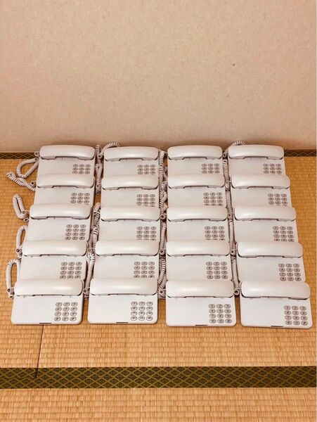 【格安出品】ビジネスフォン ホテル 客室電話機 20台+1 まとめ売り