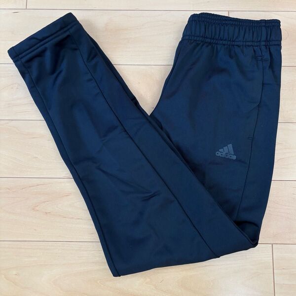 ジャージパンツ アディダス adidas 黒 150cm ☆新品未使用