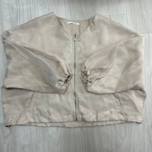 シアーブルゾン ベージュ