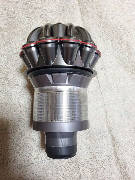 ダイソン掃除機V8サイクロン