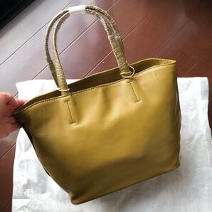 新品☆本革 ラムレザーのハンドバッグ オリーブ色