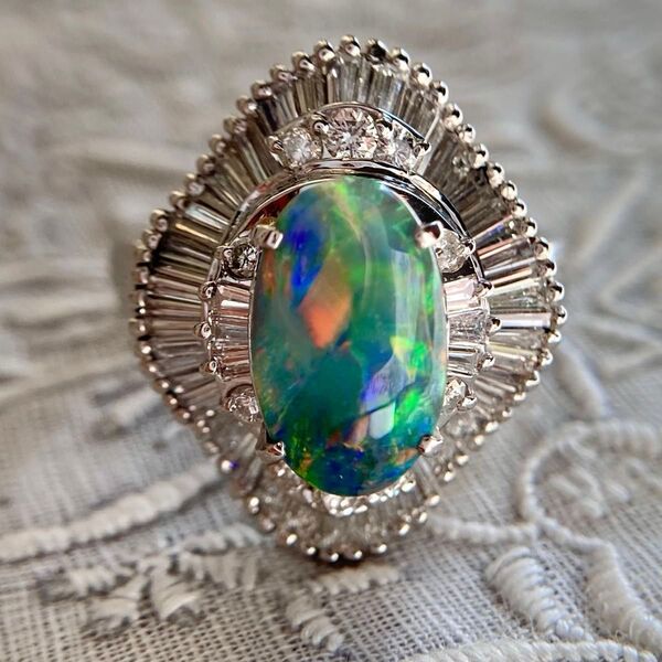 pt900 美麗遊色 天然ブラックオパール1.953ct D1.68ct リング