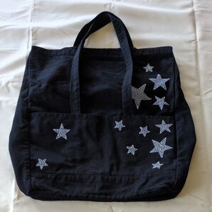 SUNDRY 大きなキャンバストートバッグ ブラック スター 星柄立体プリント
