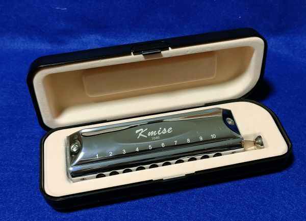 ○○ Kmise 10穴クロマチックハーモニカ C調 ケース付 P46