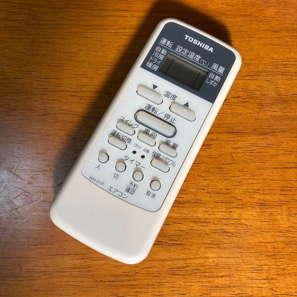 11 東芝 エアコンリモコン WH-D1P