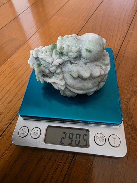 龍亀ヒキュウ乗せ ロングイ貔貅乗せ ジェード 290g