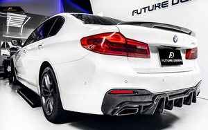【FUTURE DESIGN 正規品】BMW 5シリーズ G30 G31 Mスポーツ リアバンパー用FDGT ディフューザー 本物DryCarbon ドライカーボン 520 535 540
