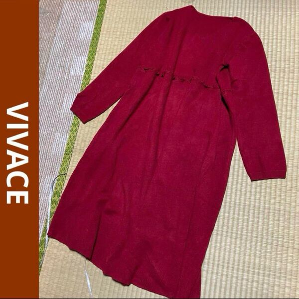 クボ VIVACE レディース ロングニットワンピース 赤 Vネック 長袖 Aライン ロング丈 長袖 ロング ワンピース