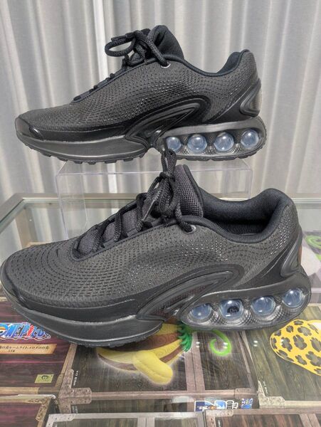 Air Max DN \\"Black/Metallic Dark Grey\\"