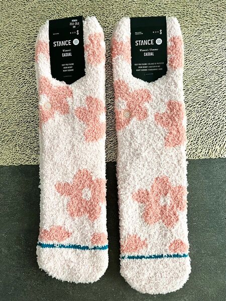 スタンス STANCE ソックス 靴下 2足セット ピンク桜 花柄 ふわふわもこもこ レディース