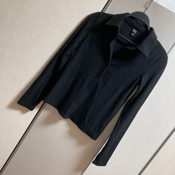 SHEIN Dazy ブラック ストレッチリブ長袖シャツ Sサイズ 黒 長袖