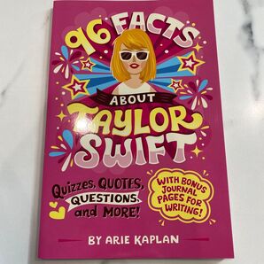テイラー・スウィフト 本 『96 Facts About Taylor Swift』