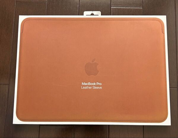 13インチ MacBookAir / MacBookPro レザースリーブ Apple 純正 ブラウン