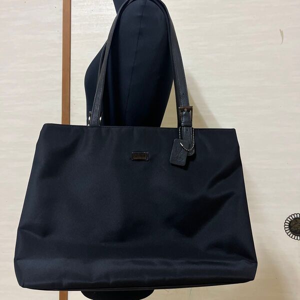 【美品】COMO コモ ナイロン 本革 レザー トート バッグ 通勤 通学バッグ ブラック
