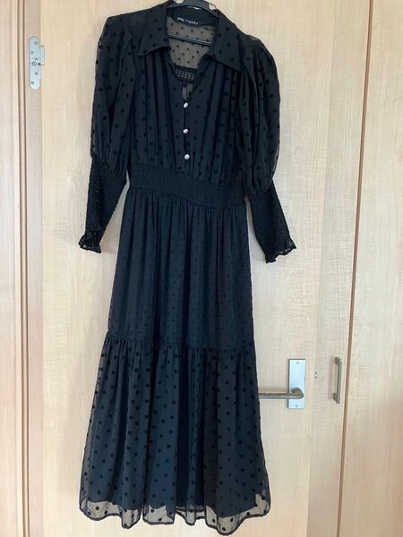 ZARAドットワンピース