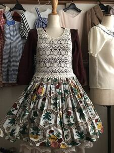[ Lois Crayon ] race combination flower illustrated reference book One-piece * beautiful goods search was person . jumper skirt 