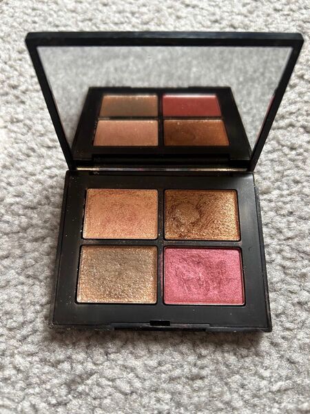 NARS クワッド アイシャドウ