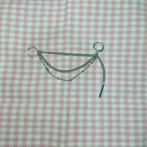チェーンピアス