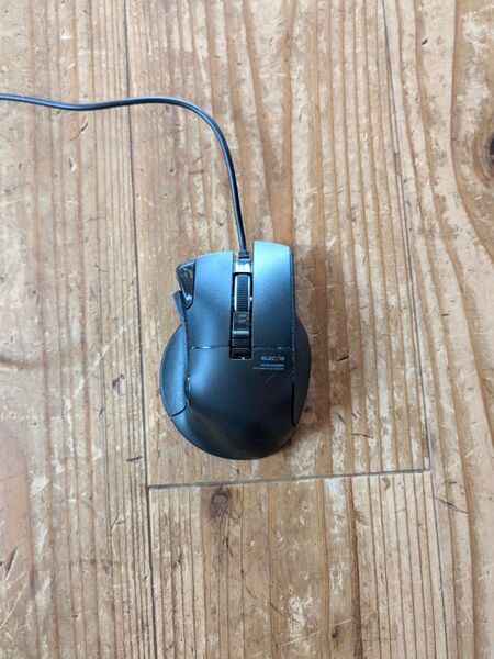 販売終了したエレコムのゲーミングマウス “M-DUX30BK” ボタン数10個あり。ジャンク品