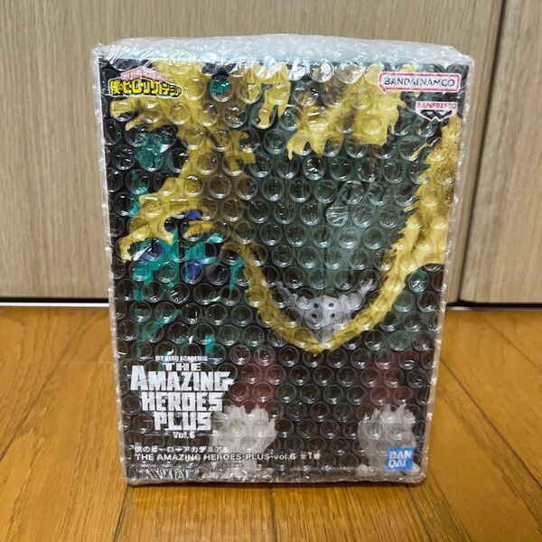 THE AMAZING HEROES PLUS vol.6 デク