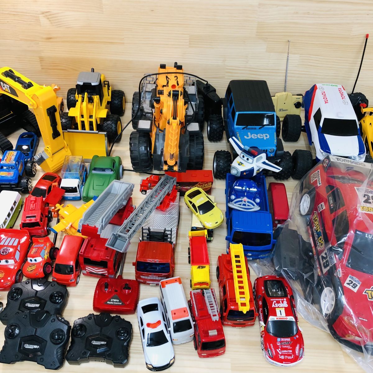 Yahoo!オークション -「ジャンク品」(乗用車) (トイラジコン)の Yahoo!オークション -「ジャンク品」(乗用車) (トイラジコン)の