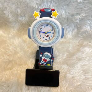 宇宙飛行士スターヘルメットキッズ柄ウォッチ(ネイビーブルー)