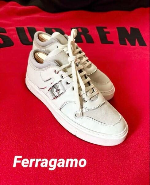 ★美品★Salvatore Ferragamo フェラガモ スニーカー