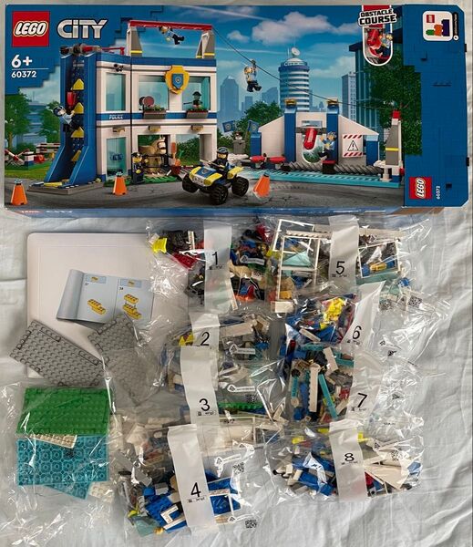 LEGOレゴ60372ポリスアカデミーCityシティ警察学校