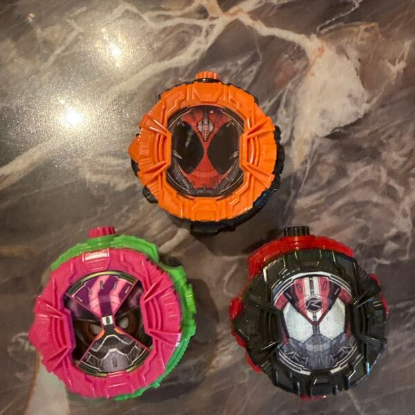 仮面ライダージオウ DXライドウォッチエグゼイド、ドライブ、ゴースト3点セット