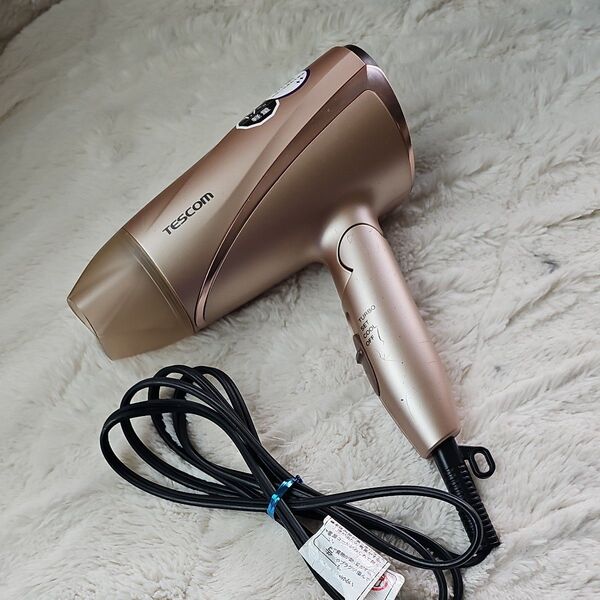 TESCOM ヘアドライヤー ione ピンク系 軽量