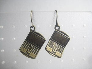  laptop * earrings * addition possibility 