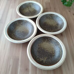 リム十草浅鉢・4枚 美濃焼〈新品・未使用〉