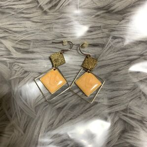美品!中古!ピアス オレンジ×ゴールド
