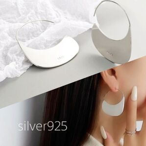 ●silver925●限定1点要コメント● シルバー メタル ハーフムーン ピアス