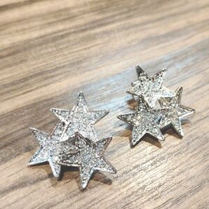星ピアス ガラス 大人可愛い 星好きに☆ ワンポイント 日本製 新品