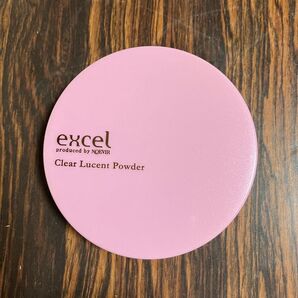 エクセルフェイスパウダーの蓋 限定ピンク