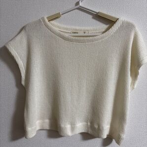 AS KNOW AS アイボリー ノースリーブニット