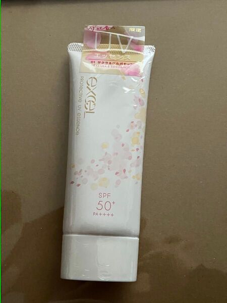 ★無言取引不可★ エクセル プロテクティブ UVエッセンス 60g(01 サクラ&ベルガモット)