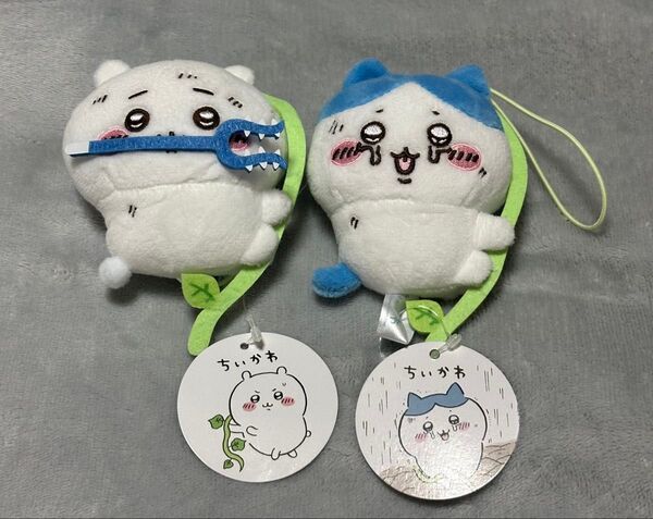 ちいかわ 穴に落ちちゃったマスコット2種類