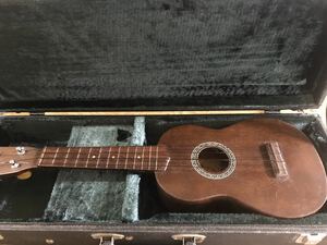 used vintage Arai Land o*Lei ukulele good sound color 